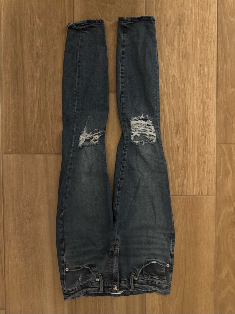 Good American Light Blue Cropped Jeans